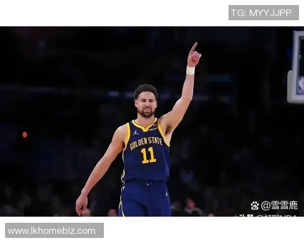 杭州足球队在世界锦标赛积分榜中以55分稳居首位展现强劲实力 杭州足球队在世界锦标赛积分榜中以55分稳居首位展现强劲实力