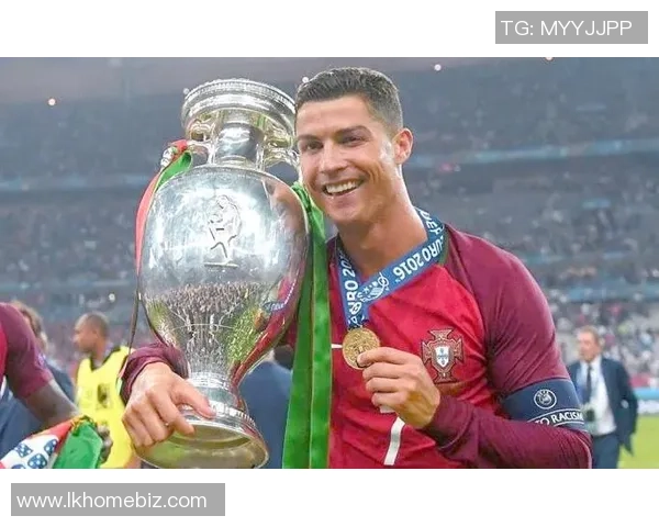 足球明星Miracle的传奇故事与辉煌成就揭秘 足球明星Miracle的传奇故事与辉煌成就揭秘