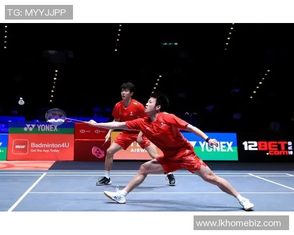 重庆羽毛球队实力解析：探索这支队伍的训练与比赛背后的故事与成就