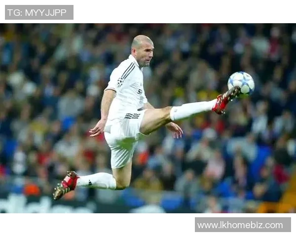 欧洲红魔足球明星的辉煌历程与传奇瞬间解析